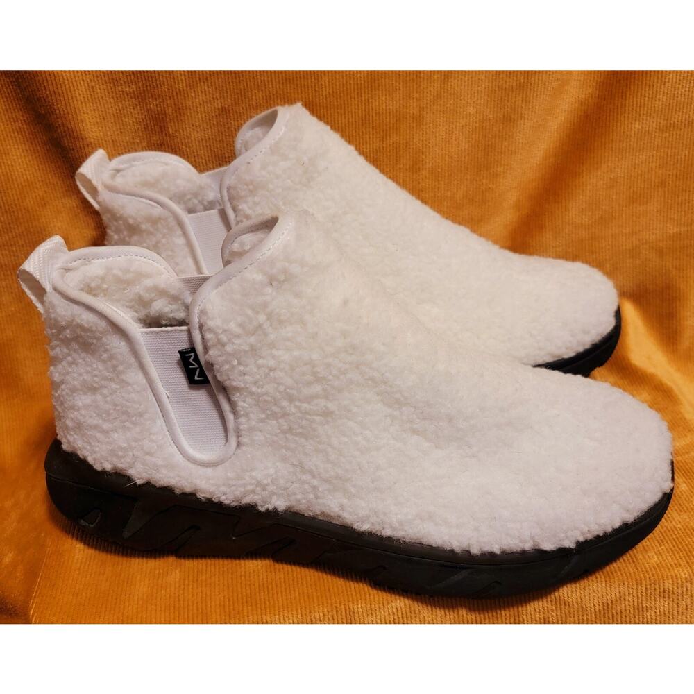Mark Nason White Ziggy Kynlee Faux Shearling Bootie Women SKECHERS Size 8 New
